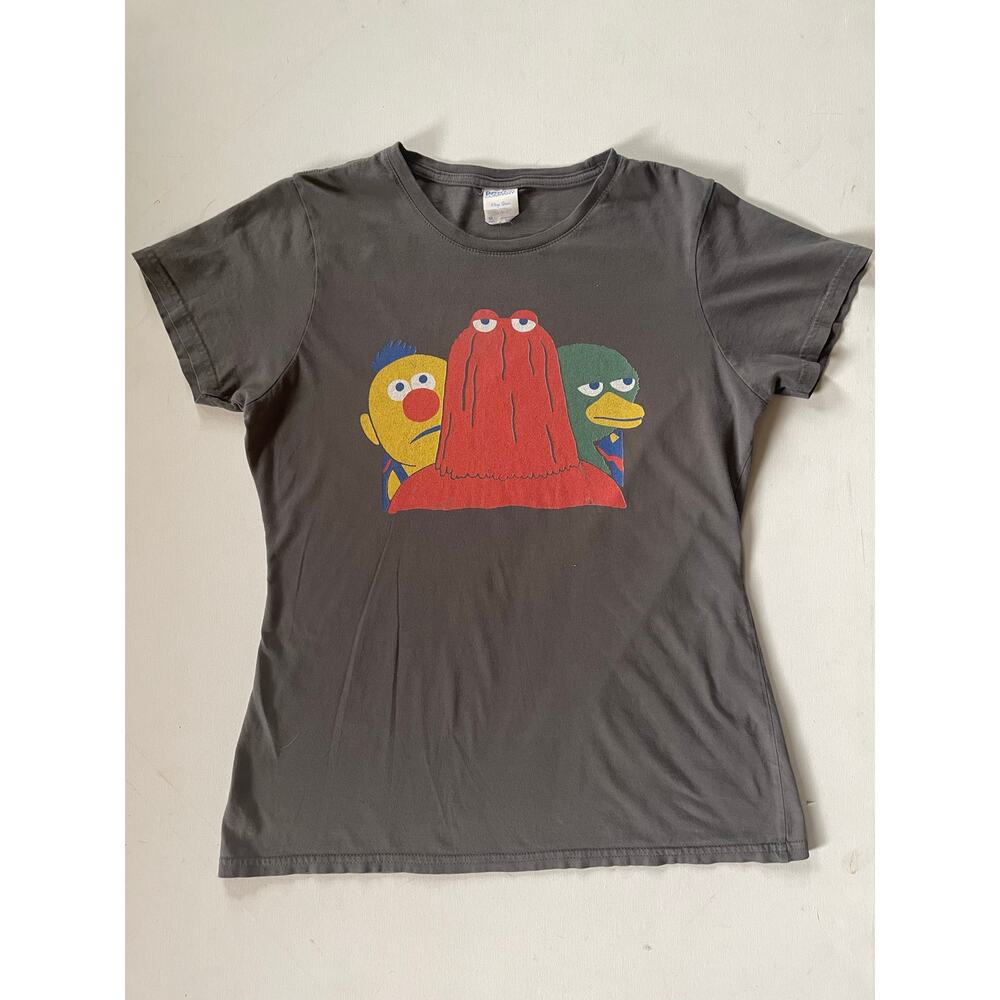 Vintage Parody Graphic Tee Don’t Hug Me I’m Scared Style Port & Company Ladies M